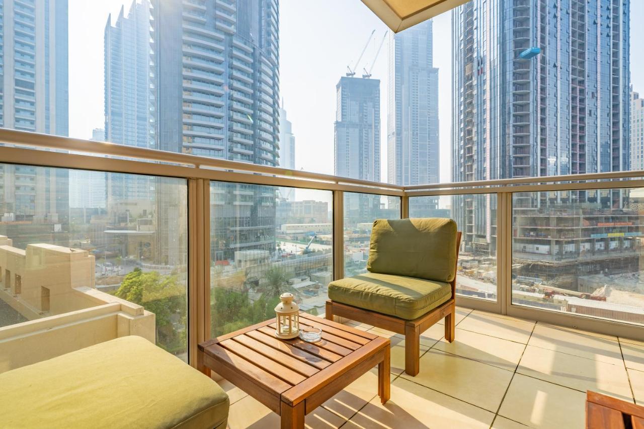 Stylish Apartment With Partial Burj Khalifa View Дубай Экстерьер фото